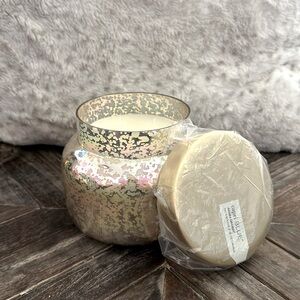 Capri Blue - aloha orchid 28oz candle